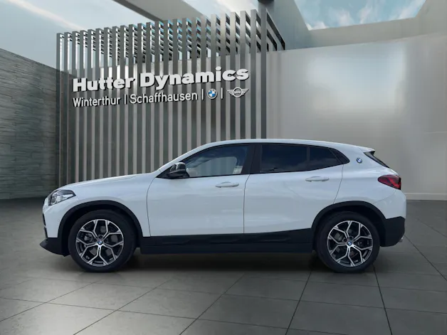 BMW X2 20i xDrive NAVIGATION PLUS
