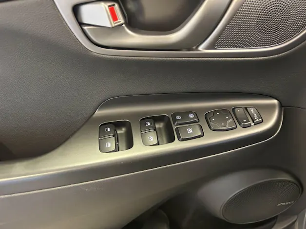 Hyundai Kona 64 kWh Electric Amplia