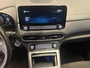 Hyundai Kona 64 kWh Electric Amplia
