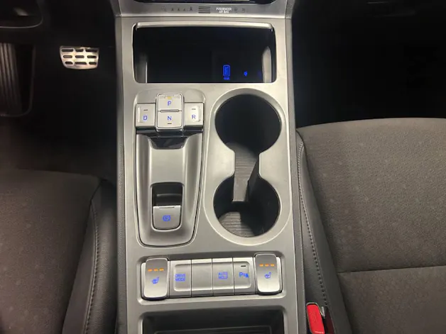 Hyundai Kona 64 kWh Electric Amplia