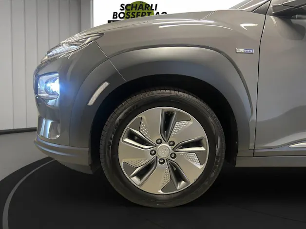 Hyundai Kona 64 kWh Electric Amplia
