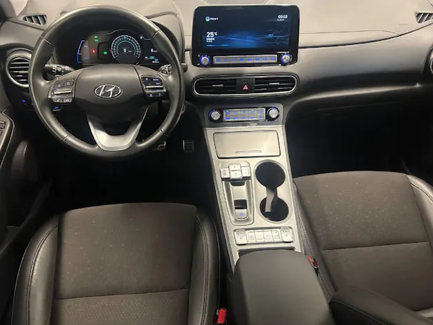 Hyundai Kona 64 kWh Electric Amplia