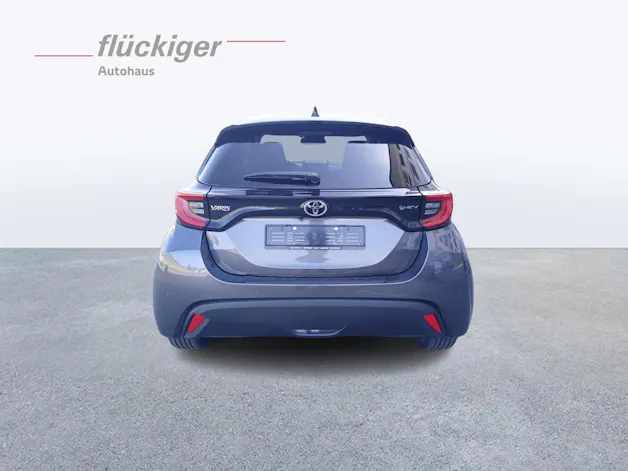 Toyota Yaris 1.5 VVT-i HSD Trend