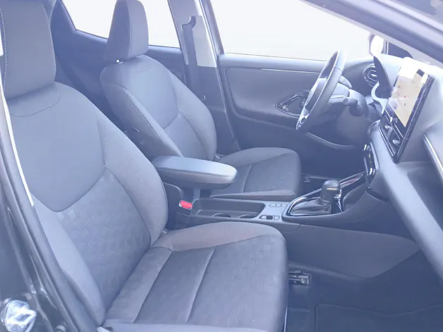 Toyota Yaris 1.5 VVT-i HSD Trend