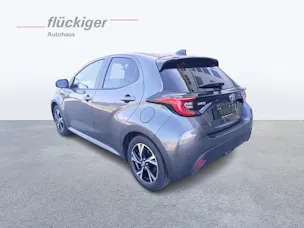 Toyota Yaris 1.5 VVT-i HSD Trend