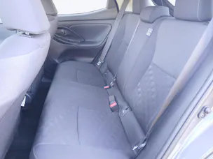 Toyota Yaris 1.5 VVT-i HSD Trend