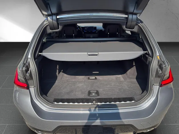 BMW 320d xDrive SAG Touring