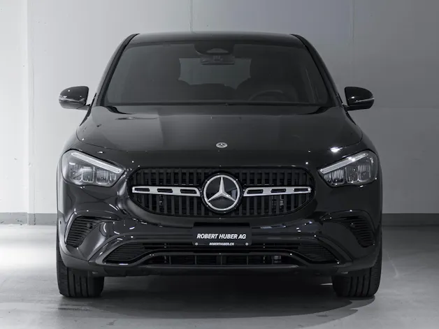 Mercedes-Benz GLA 200 "Night Star"