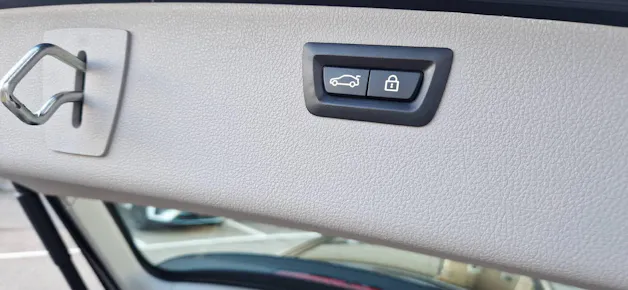 BMW 320d xDrive SAG Touring