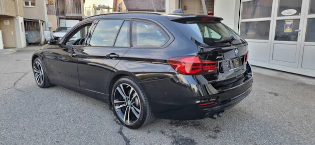BMW 320d xDrive SAG Touring