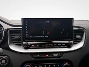 https://vehicle.imgix.net/4370080/02cf358e-987e-457a-9549-6ed6d8226b09.jpg