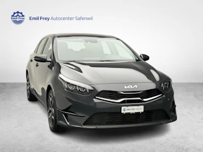 https://vehicle.imgix.net/4370080/c25b529a-80e1-4d0d-9016-417c42dcf71e.jpg
