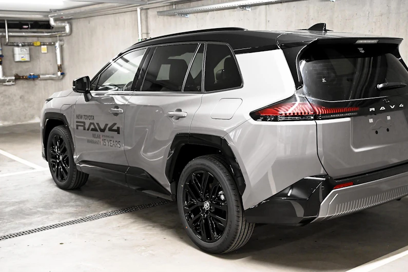 Fahrzeugbild TOYOTA RAV-4