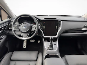 https://vehicle.imgix.net/4370142/384cc107-cfe4-419e-8d5a-7fe2e3c65ef9.jpg