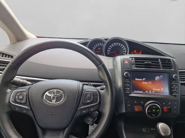 Toyota Verso 1.8 VVT-i Trend MiD 5P