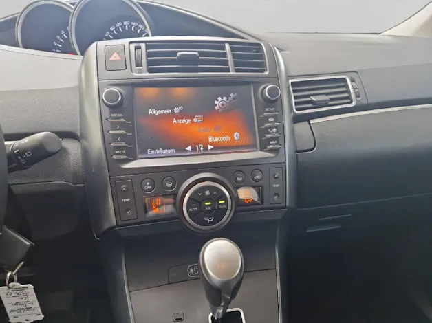 Toyota Verso 1.8 VVT-i Trend MiD 5P
