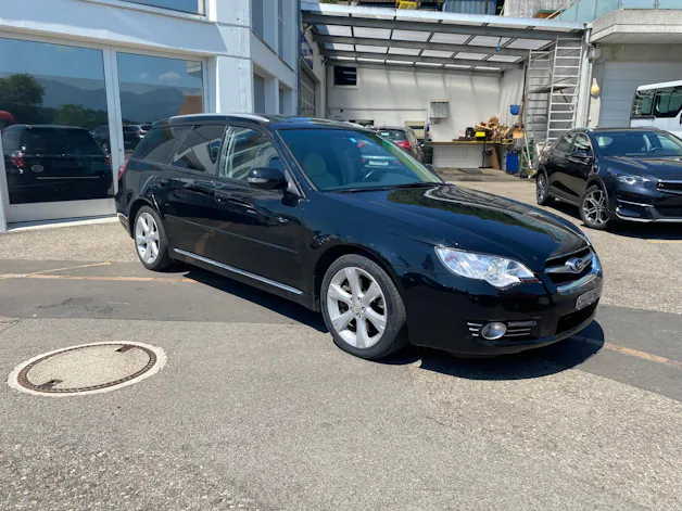 Subaru Legacy Station 3.0 R Executive