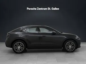 Porsche Macan 4