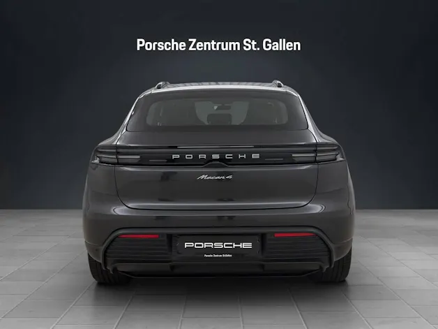 Porsche Macan 4