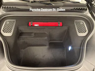 Porsche Macan 4