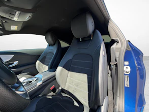 https://vehicle.imgix.net/4370272/a239f36e-b28c-42f3-8107-197a1974813e.jpg