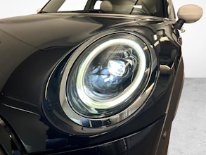 https://vehicle.imgix.net/4370273/fc3314dd-b74b-47c5-8480-4e0e58f82da1.jpg