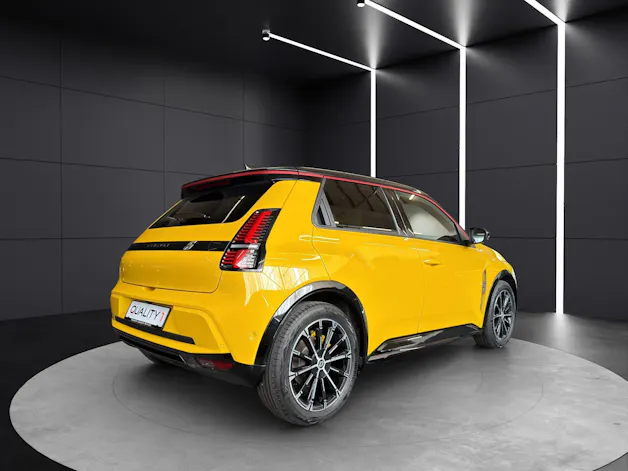 Renault R5 E-Tech Urban Range iconic five