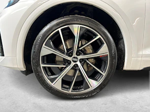 Fahrzeugbild AUDI Q5 Sportback 2.0 40 TDI S Line quattro S-Tronic