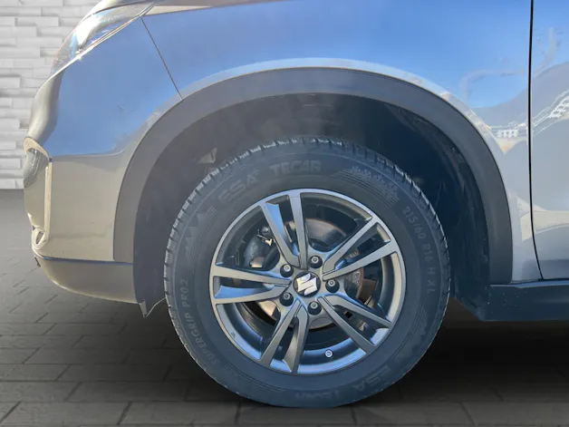 Suzuki Vitara 1.4 T Compact Top Hybrid 4x4