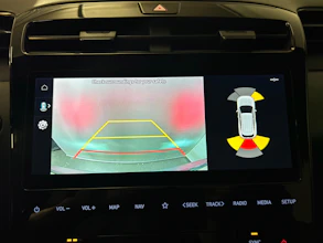 https://vehicle.imgix.net/4370300/f8abfc6d-bf29-43ef-b9a1-5195bfd3e0dd.jpg
