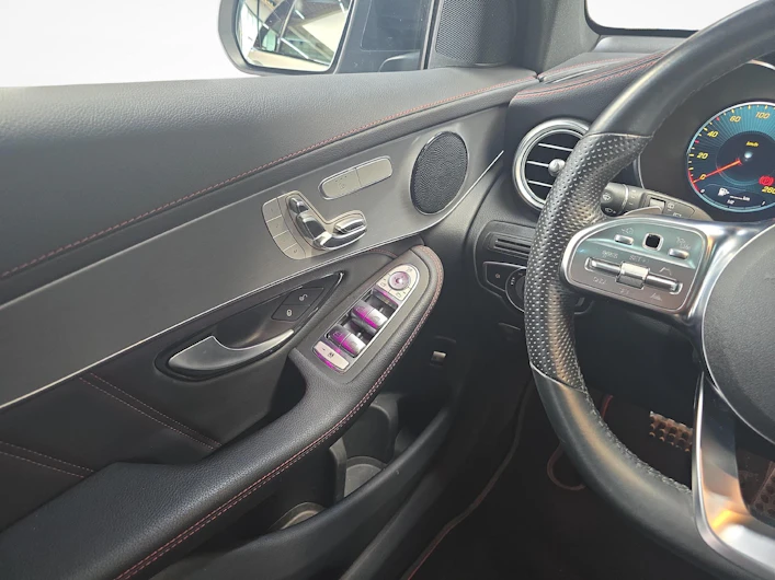 Fahrzeugbild MERCEDES-BENZ GLC 300