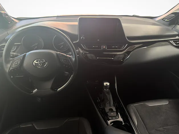 Toyota C-HR 2.0 VVTi HSD Move + Ruote invernali incluse