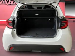 Toyota Yaris 1.5 VVT-i HSD Trend