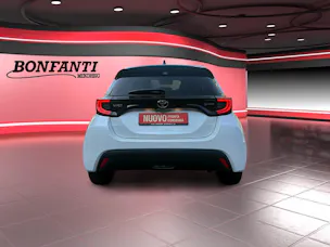 Toyota Yaris 1.5 VVT-i HSD Trend