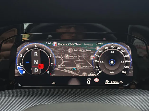 VW Golf VIII 2.0 TSI R DSG 4motion