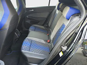 VW Golf VIII 2.0 TSI R DSG 4motion