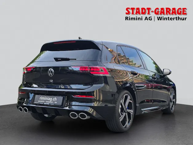 VW Golf VIII 2.0 TSI R DSG 4motion