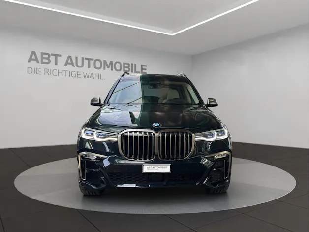 BMW X7 M50i