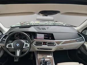 BMW X7 M50i