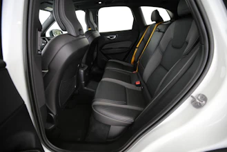 https://vehicle.imgix.net/4370398/bd28bb94-dcca-4524-ac8f-56cdeae61b57.jpg