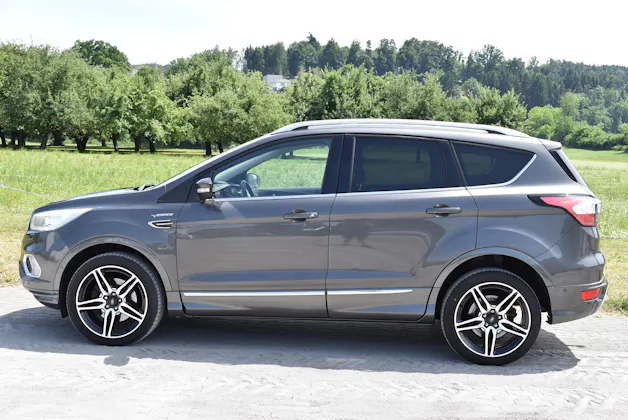 Ford Kuga 2.0 TDCi 180 Vignale FPS