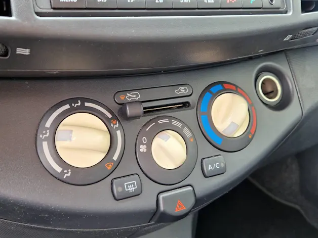 Nissan Micra 1.2 16V Visia Prima