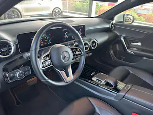 MERCEDES-BENZ A 180 d Progressive