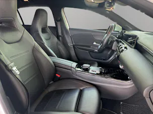 MERCEDES-BENZ A 180 d Progressive