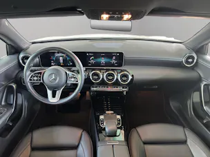 MERCEDES-BENZ A 180 d Progressive