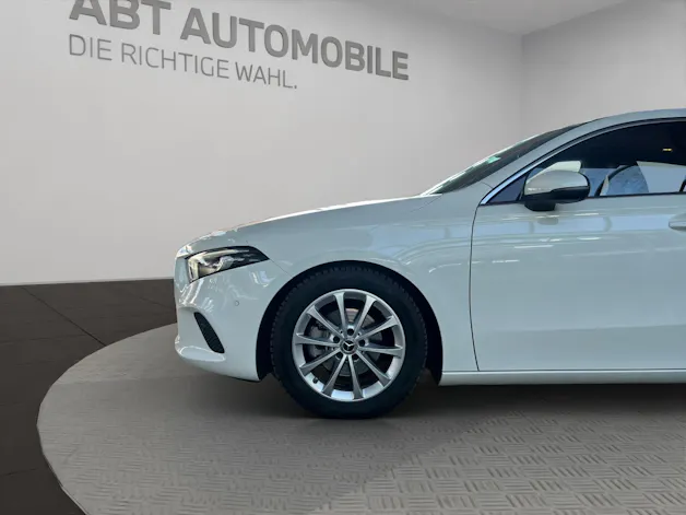 MERCEDES-BENZ A 180 d Progressive