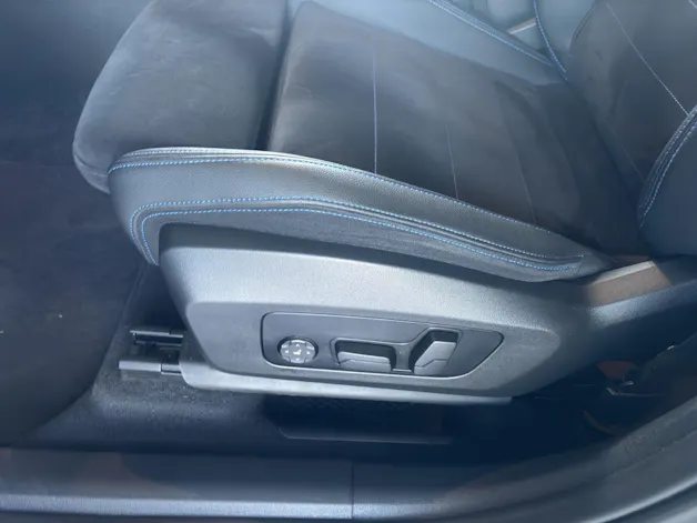 BMW X1 23i xDrive paddles