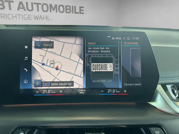 BMW X1 23i xDrive paddles
