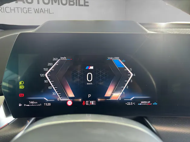 BMW X1 23i xDrive paddles