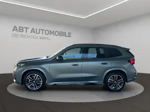 BMW X1 23i xDrive paddles